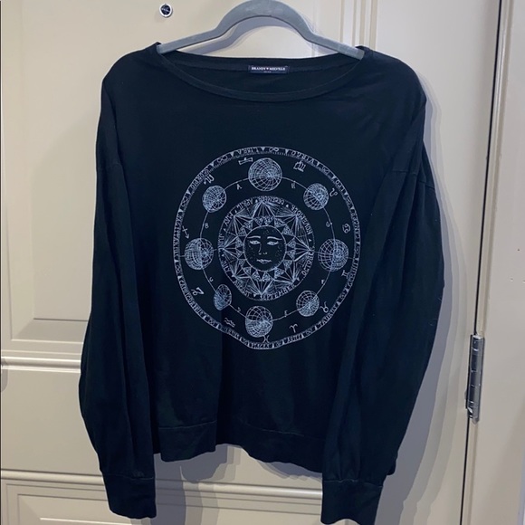 Brandy Melville Tops - Brandy Melville Zodiac Long Sleeve
